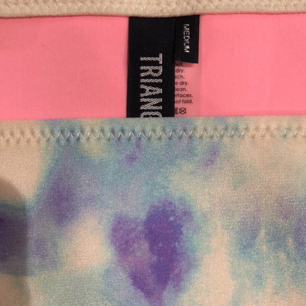 Triangle bathing suit - Picture 6 of 7